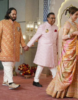 Mukesh AmbaniAnant AmbaniNita Ambani