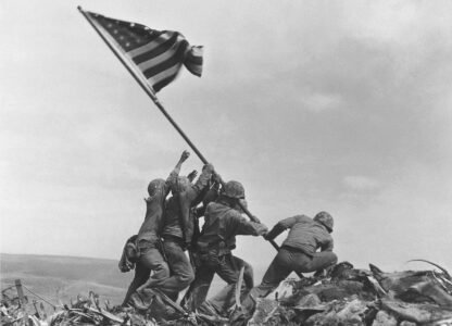 IWO JIMA FLAG RAISING